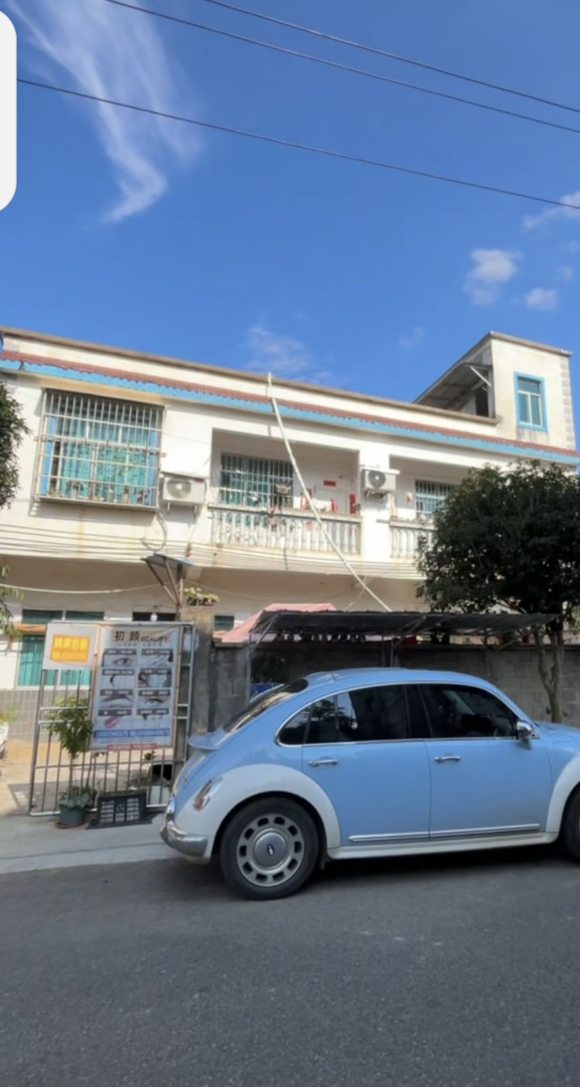万峰林自有房屋出租----（带前后院300土地）